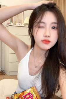 国精产品偷偷偷拍XXXX